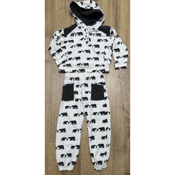 Kate Quinn 2 Piece Kid Size 5Y Bears Lounge Pants Hooded Shirt Organic Cotton - Picture 1 of 10